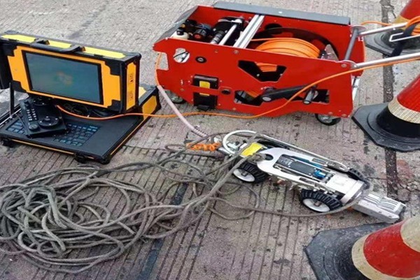 科尔沁右翼中CCTV管道检测机器人